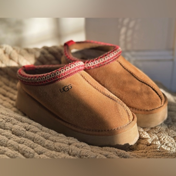 UGG TASMAN PLATFORMS - Picture 1 of 7